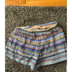 Cute summer shorts size small!